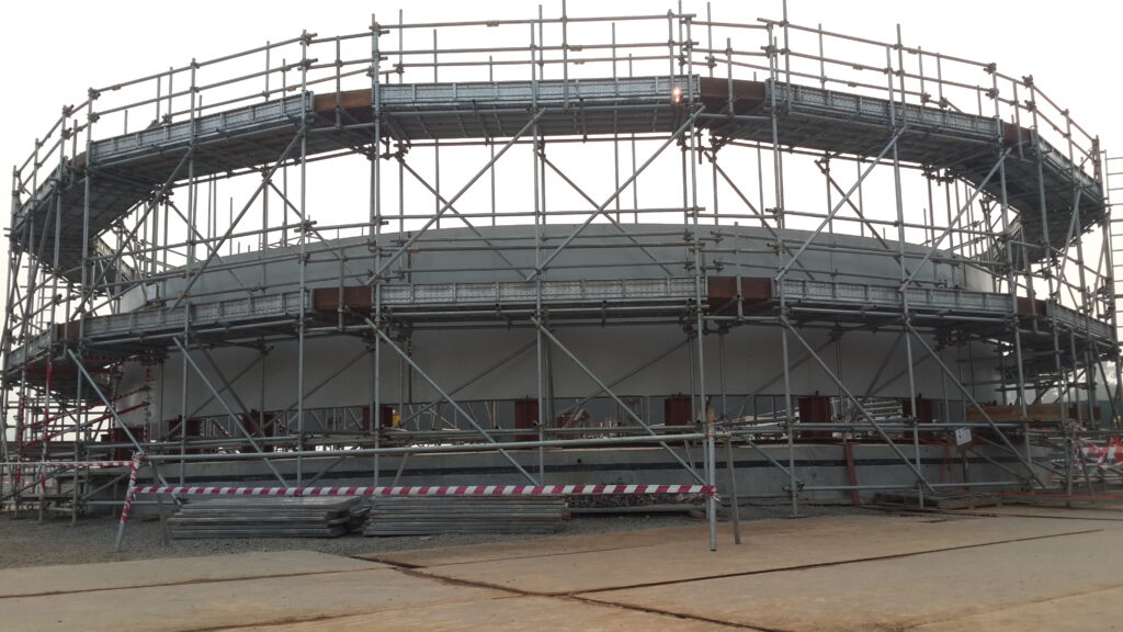 Metode Instalasi scaffolding pada Tangki dan Condensate